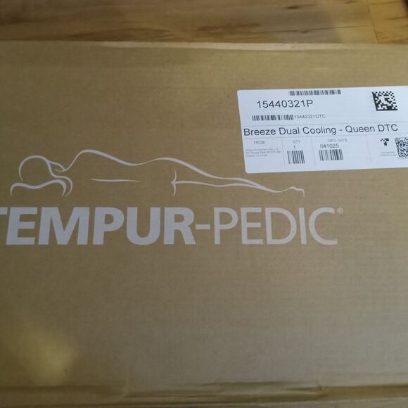 NEW! Tempur-Pedic Tempur-Cloud Breeze Dual Cooling Pillow Queen White - Picture 1 of 8